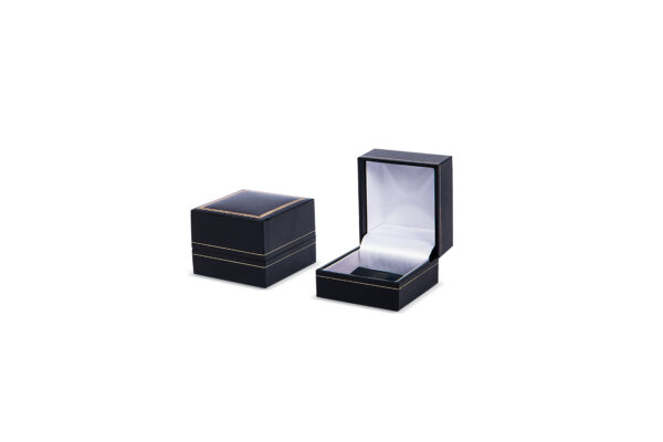 IP 02 Ring Box - Black