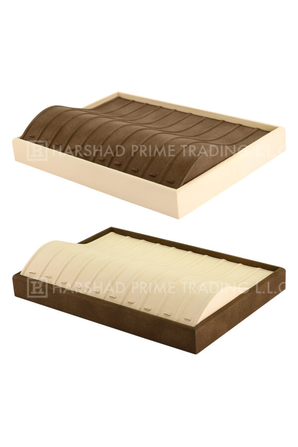04a - Winter Leather